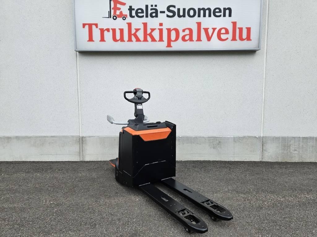 Toyota LPE 200 Lavansiirtovaunu Lavansiirtotrukit ajotasolla